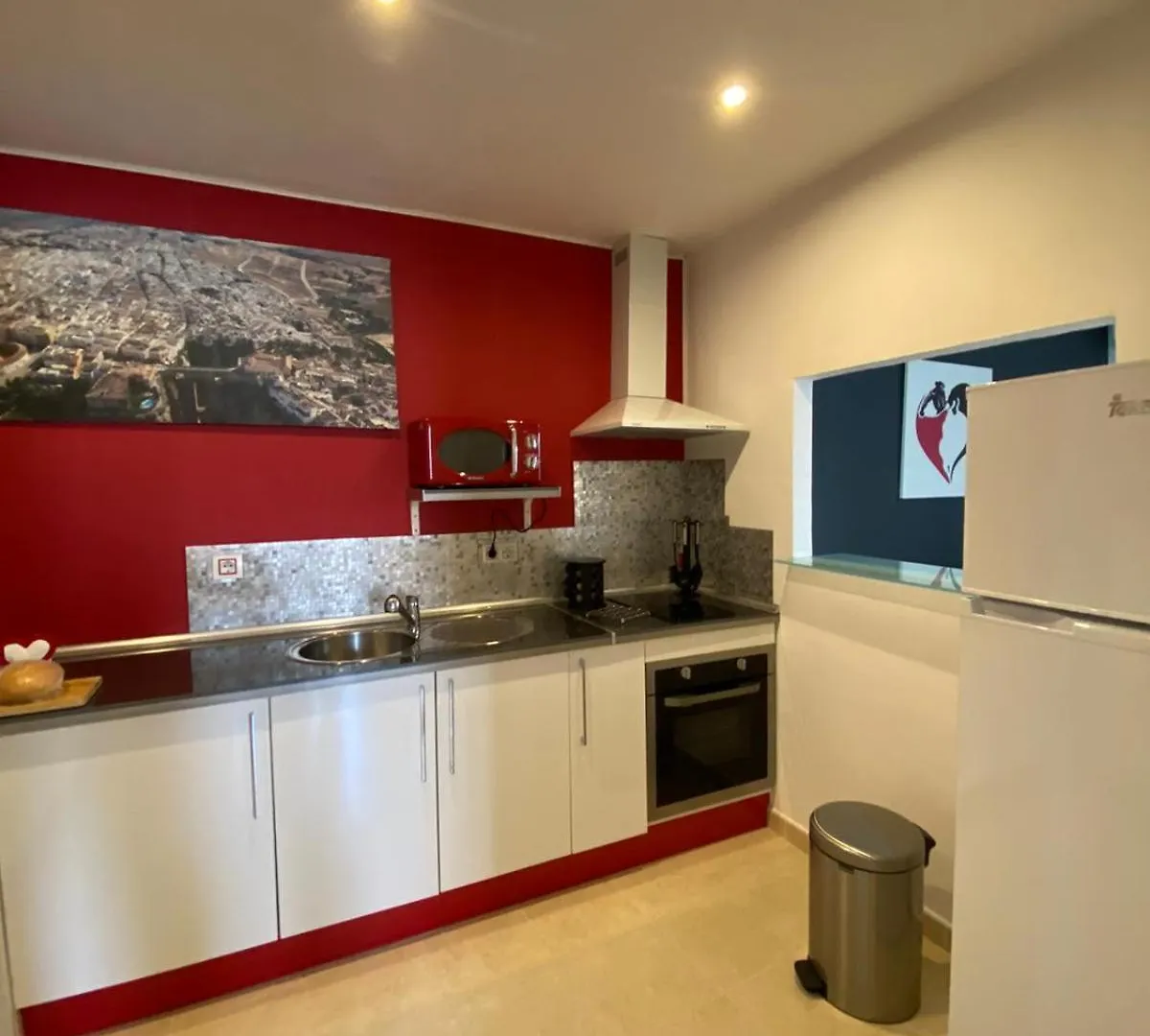 Atico Rilque, Apartamentos Independientes Con Jacuzzi Privado Y Terraza En Ronda Spain